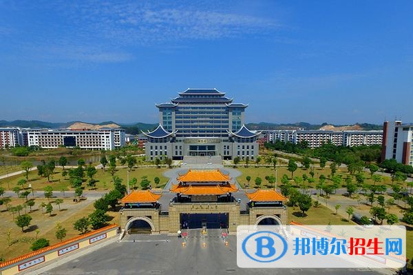 廣西建設(shè)職業(yè)技術(shù)學(xué)院?jiǎn)握泻?jiǎn)章