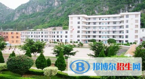 文山高中畢業(yè)讀中專學(xué)校