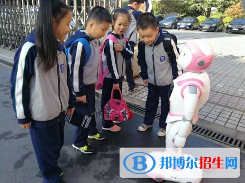 銅川讀中專學校一年要多少錢