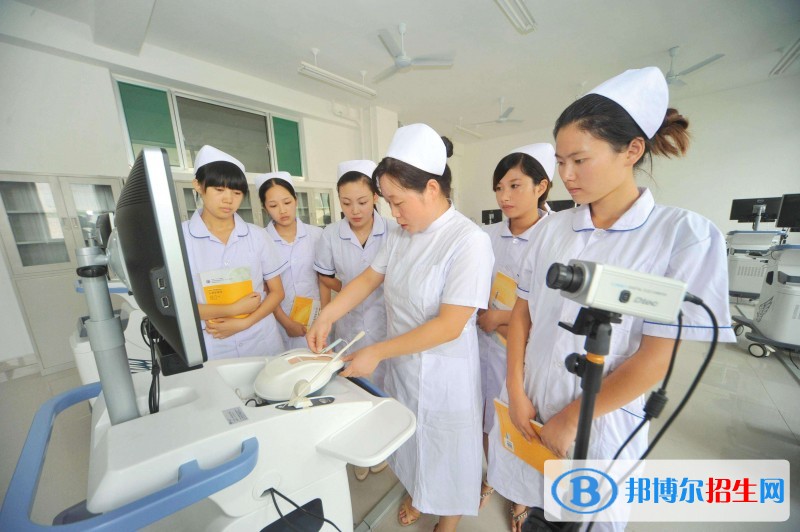 渭南中專學校都有什么專業(yè)適合女生