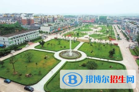 四川榮縣職業(yè)高級中學(xué)校2019年報(bào)名條件、招生對象