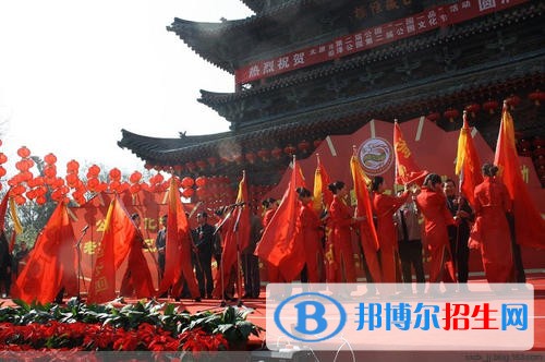 原初中畢業(yè)讀什么中專學校好