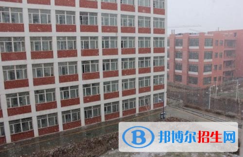 新疆職業(yè)大學(xué)單招2019年單獨招生報名條件、招生要求、招生對象