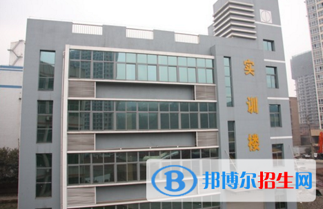 達州財貿(mào)學(xué)校