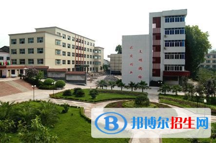 重慶開縣巨龍中等職業(yè)技術(shù)學(xué)校專業(yè)設(shè)置，就業(yè)方向