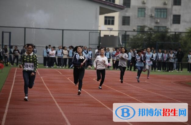 貴州貞豐中學(xué)2019年報(bào)名條件、招生要求、招生對(duì)象