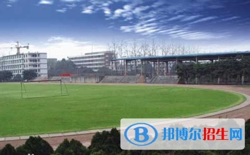 成都實驗商貿(mào)管理學(xué)校3