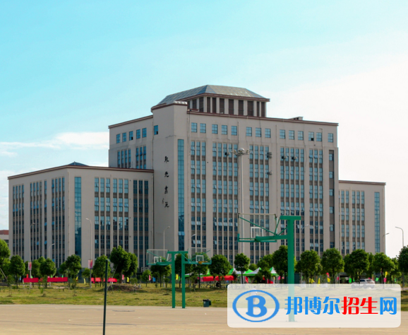 江西洪州職業(yè)學院8