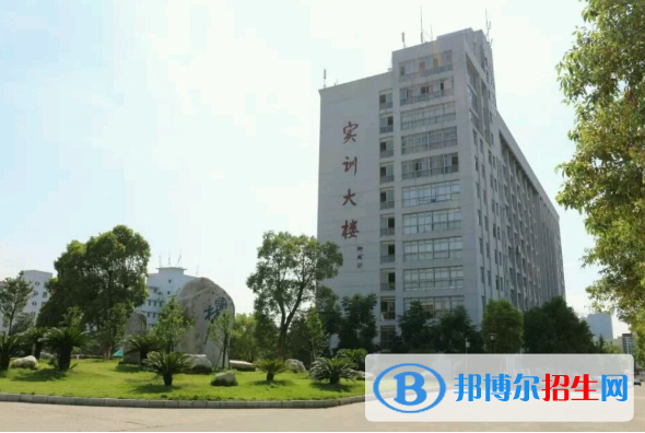 宜春職業(yè)技術(shù)學(xué)院五年制大專2020年報名條件、招生要求、招生對象