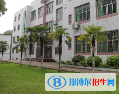 撫州幼兒師范高等專(zhuān)科學(xué)校五年制大專(zhuān)網(wǎng)站網(wǎng)址