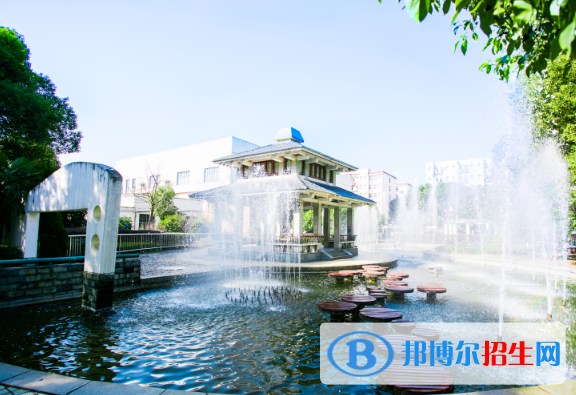 江西機(jī)電職業(yè)技術(shù)學(xué)院五年制大專(zhuān)2020年招生辦聯(lián)系電話(huà)