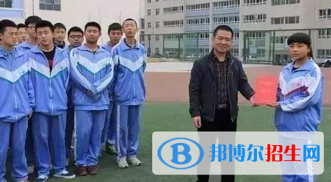 靖遠(yuǎn)職業(yè)中等專業(yè)學(xué)校2020年學(xué)費(fèi)、收費(fèi)多少
