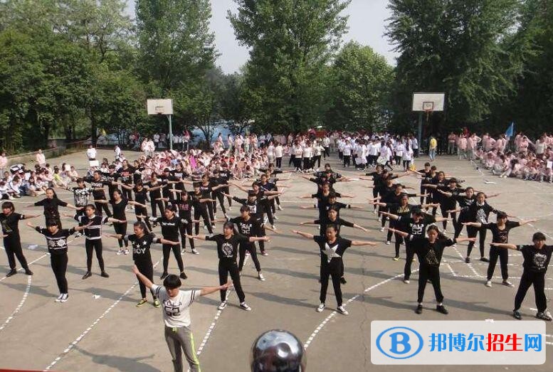貴陽(yáng)經(jīng)濟(jì)技術(shù)學(xué)校怎么樣、好不好