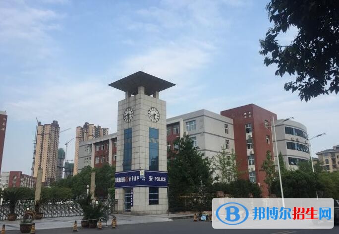 重慶經(jīng)貿(mào)中等專業(yè)學(xué)校2020年報名條件、招生要求、招生對象