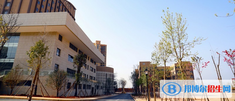 云南商務職業(yè)學院圖2