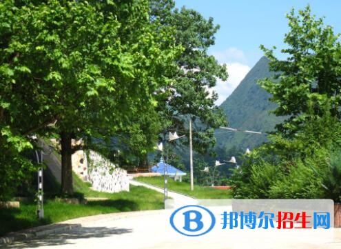 貴州省人民醫(yī)院護(hù)士學(xué)校怎么樣、好不好