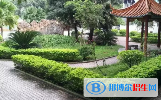廣西工業(yè)技師學(xué)院2020年報(bào)名條件、招生要求、招生對象