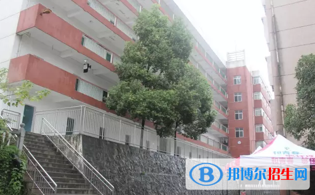 湖北東風汽車技師學院7