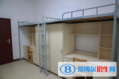 重慶萬州商貿(mào)中等專業(yè)學(xué)校2020年宿舍條件
