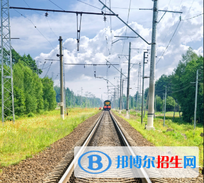 湖北2020年初中生讀什么鐵路學校最好