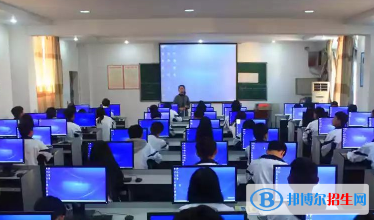 鷹潭工業(yè)中等專業(yè)學(xué)校2020年報名條件、招生要求、招生對象