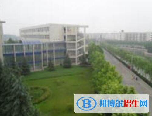 鄭州綠業(yè)信息中等專業(yè)學校2021年報名條件、招生對象