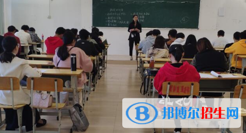 百色工程職業(yè)技術(shù)學(xué)校2020年報(bào)名條件、招生要求、招生對(duì)象