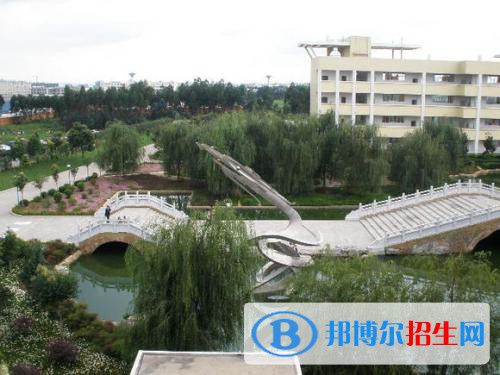 曲靖陸良縣職業(yè)技術(shù)學(xué)校2020年報名條件、招生要求、招生對象