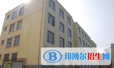 曲靖陸良縣職業(yè)技術學校2020年招生辦聯(lián)系電話
