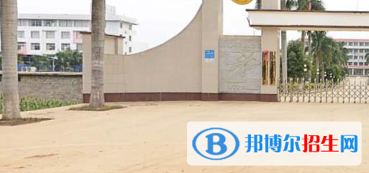 龍州職業(yè)教育中心2020年報名條件、招生要求、招生對象 