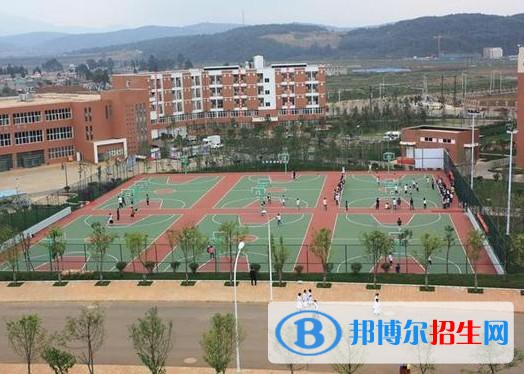 云南醫(yī)藥高等?？茖W(xué)校