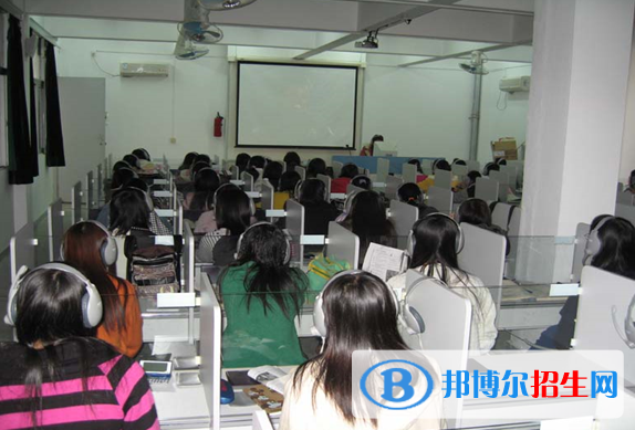 荊門掇刀職業(yè)高級(jí)中學(xué)2020年招生辦聯(lián)系電話