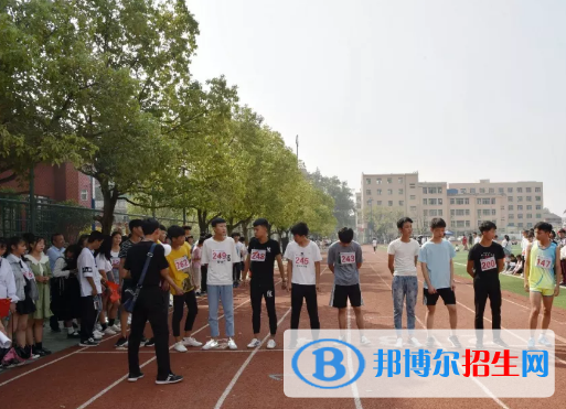 臨川旅游商貿(mào)中等專業(yè)學校網(wǎng)站網(wǎng)址