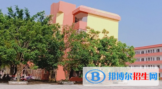 北流現(xiàn)代財經(jīng)職業(yè)技術(shù)學(xué)校2020年招生辦聯(lián)系電話