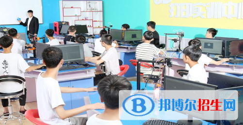 甘肅秦隴技工學(xué)校2020年報(bào)名條件、招生要求、招生對(duì)象