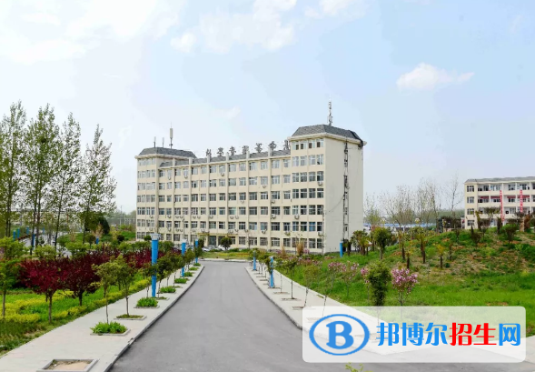 河南泌陽中等職業(yè)技術(shù)學(xué)校2021年宿舍條件