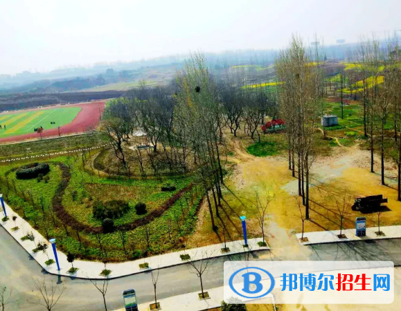 河南泌陽中等職業(yè)技術學校2021年招生辦聯(lián)系電話