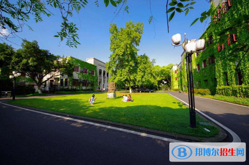 武穴理工中等專業(yè)學校2020年報名條件、招生要求、招生對象