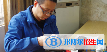 八冶技工學(xué)校怎么樣、好不好