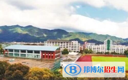 臨海豪情汽車工業(yè)學校2020年宿舍條件