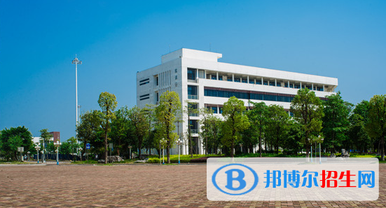 柳州第一職業(yè)技術(shù)學(xué)校2020年報(bào)名條件、招生要求、招生對(duì)象 