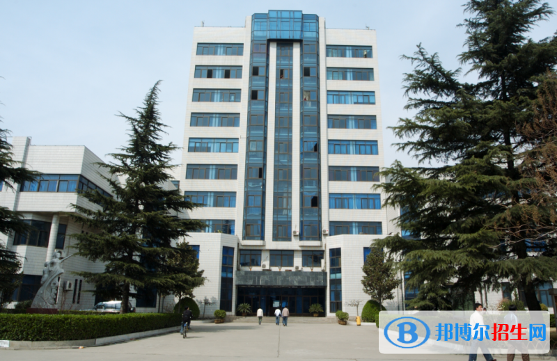 鄭州工業(yè)貿(mào)易學(xué)校2021年報(bào)名條件、招生要求、招生對(duì)象