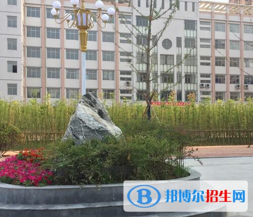 商丘中等專業(yè)學(xué)校2021年報(bào)名條件、招生對象