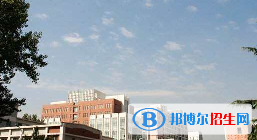 北流衛(wèi)生學(xué)校2020年報(bào)名條件、招生要求、招生對象