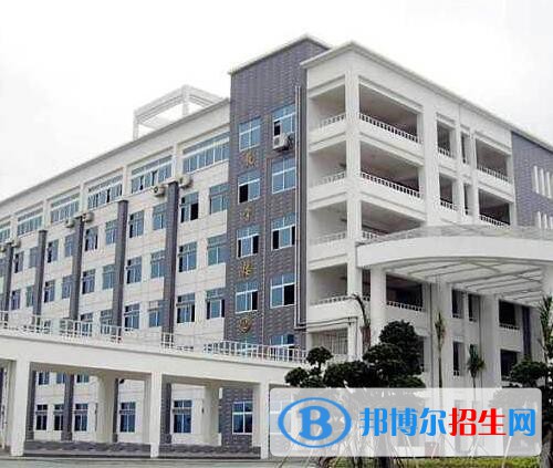湘潭計(jì)算機(jī)職業(yè)技術(shù)學(xué)校地址在哪里