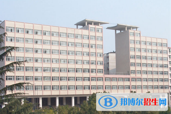 鄖陽科技學(xué)校5