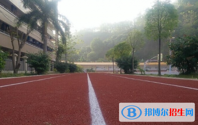 廣東農(nóng)墾茂名技工學(xué)校2020年報(bào)名條件、招生要求、招生對(duì)象