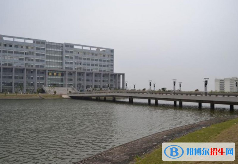 廣州2020年初中生可以讀什么汽修學(xué)校