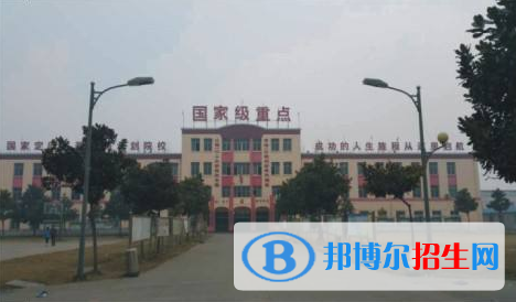 開封現(xiàn)代科技中等職業(yè)技術(shù)學校2021年報名條件、招生要求、招生對象