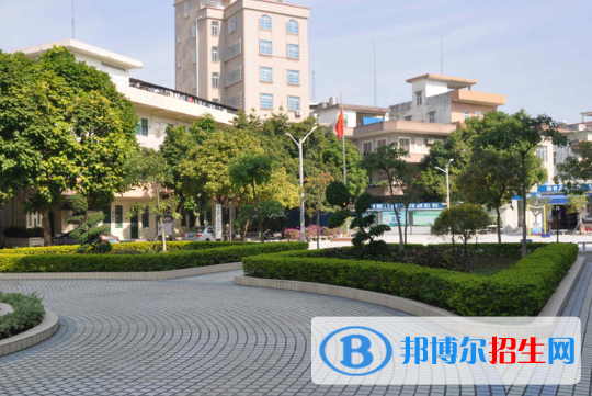 湛江海濱職業(yè)技術(shù)學(xué)校2020年報(bào)名條件、招生要求、招生對(duì)象